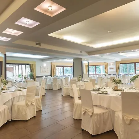 Hotel Parco Dei Pini - Sila Wellness Taverna (Catanzaro)