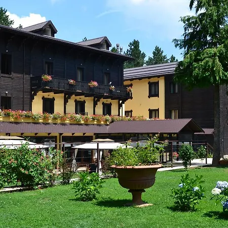 Hotel Parco Dei Pini - Sila Wellness 4*